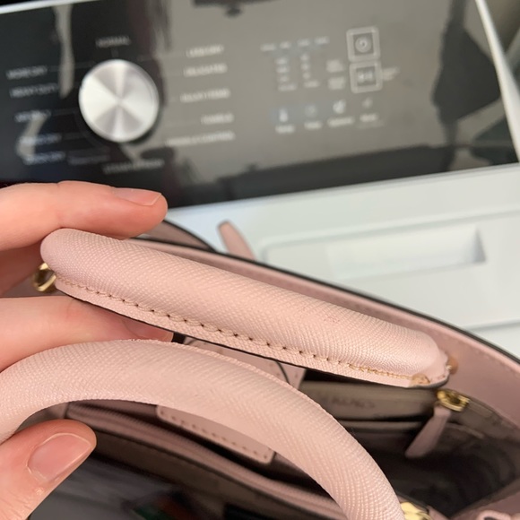 ‼️SOLD‼️ Authentic Michael Kors Purse and wallet! - Picture 2 of 11